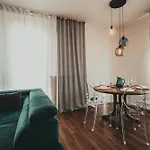Apartment Przestronne Premium Z Tarasem, Basenem I W Otoczeniu Przyrody Tuz Przy Morzu - 2homerent