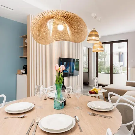 Appartamento Przestronne Premium Z Tarasem, Basenem I W Otoczeniu Przyrody Tuz Przy Morzu - 2homerent *