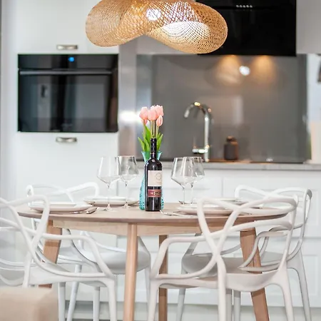 Przestronne Premium Z Tarasem, Basenem I W Otoczeniu Przyrody Tuz Przy Morzu - 2homerent Appartamento