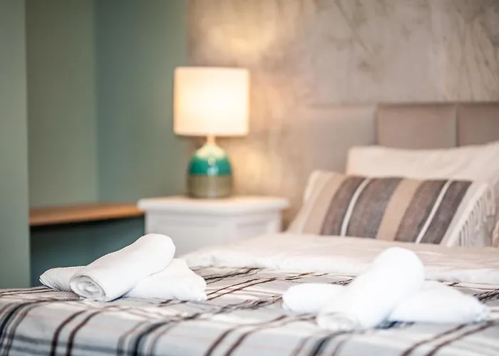 Przestronne Premium Z Tarasem, Basenem I W Otoczeniu Przyrody Tuz Przy Morzu - 2homerent * ロゴボ