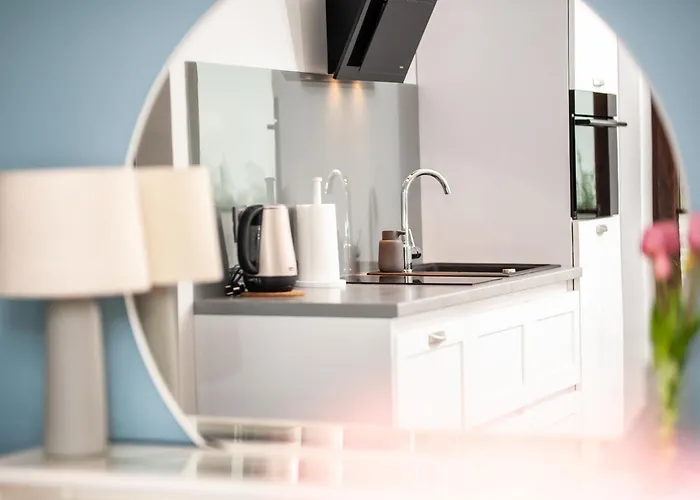 アパート Przestronne Premium Z Tarasem, Basenem I W Otoczeniu Przyrody Tuz Przy Morzu - 2homerent ロゴボ